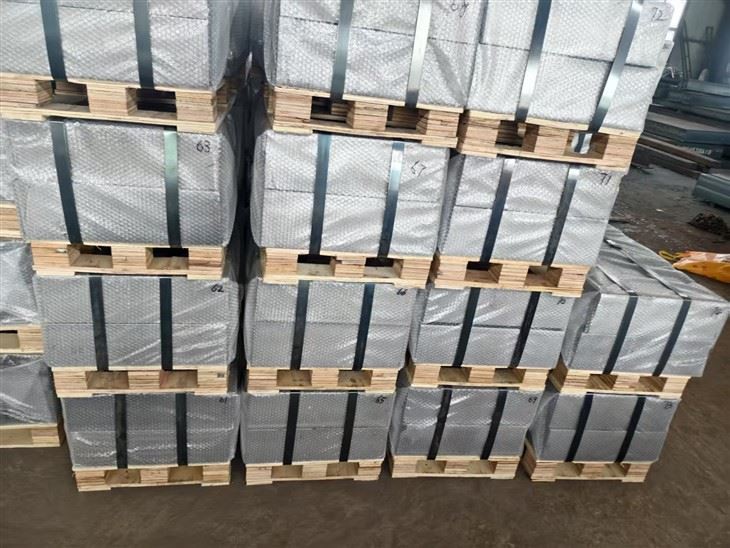 Biledau haearn pur carbon isel